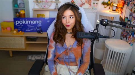 pokimabe nudes|POKIMANE SHOWS HER TITS ON TWITCH LIVE STREAM。